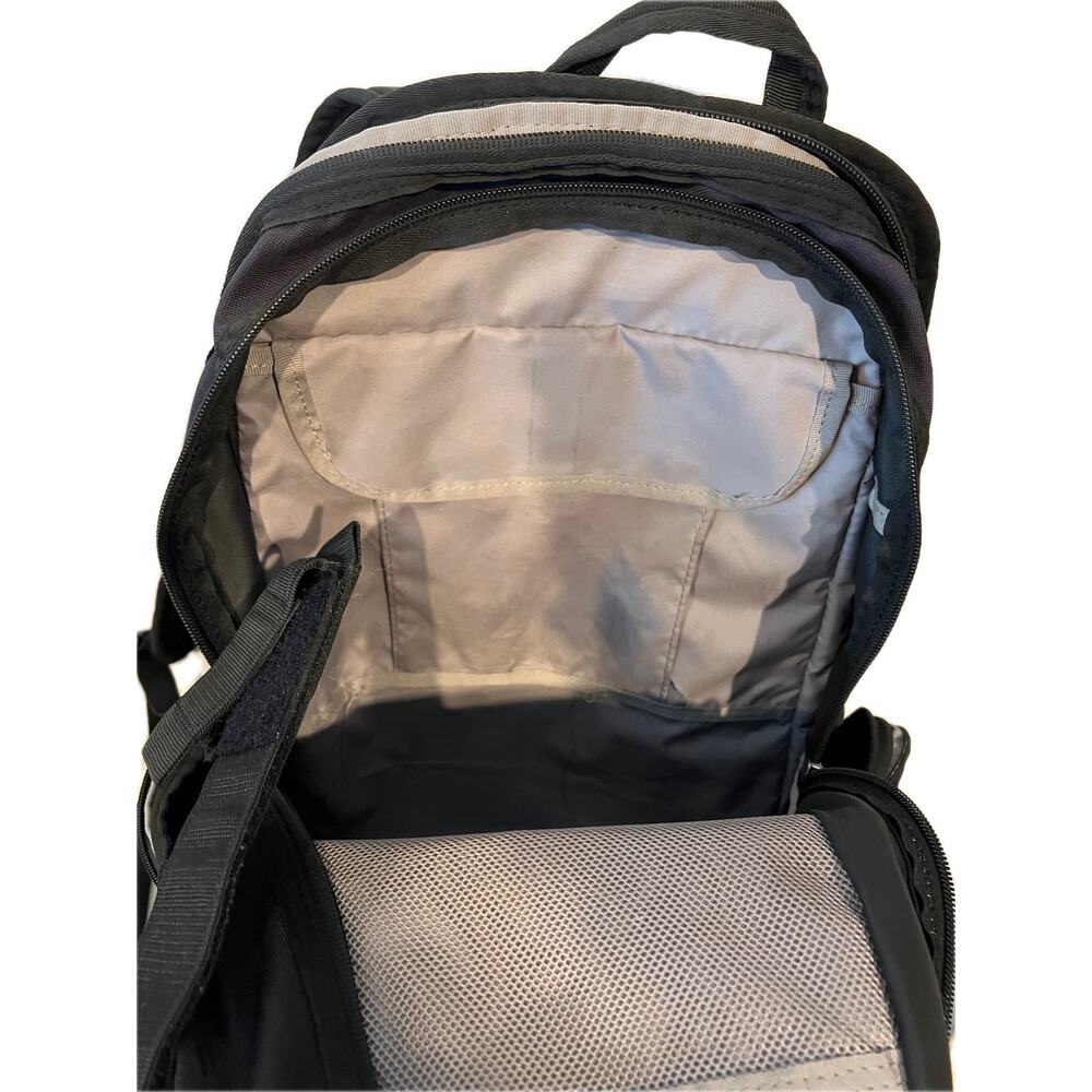 Generic Black Tactical Backpack - Picture 3 of 4